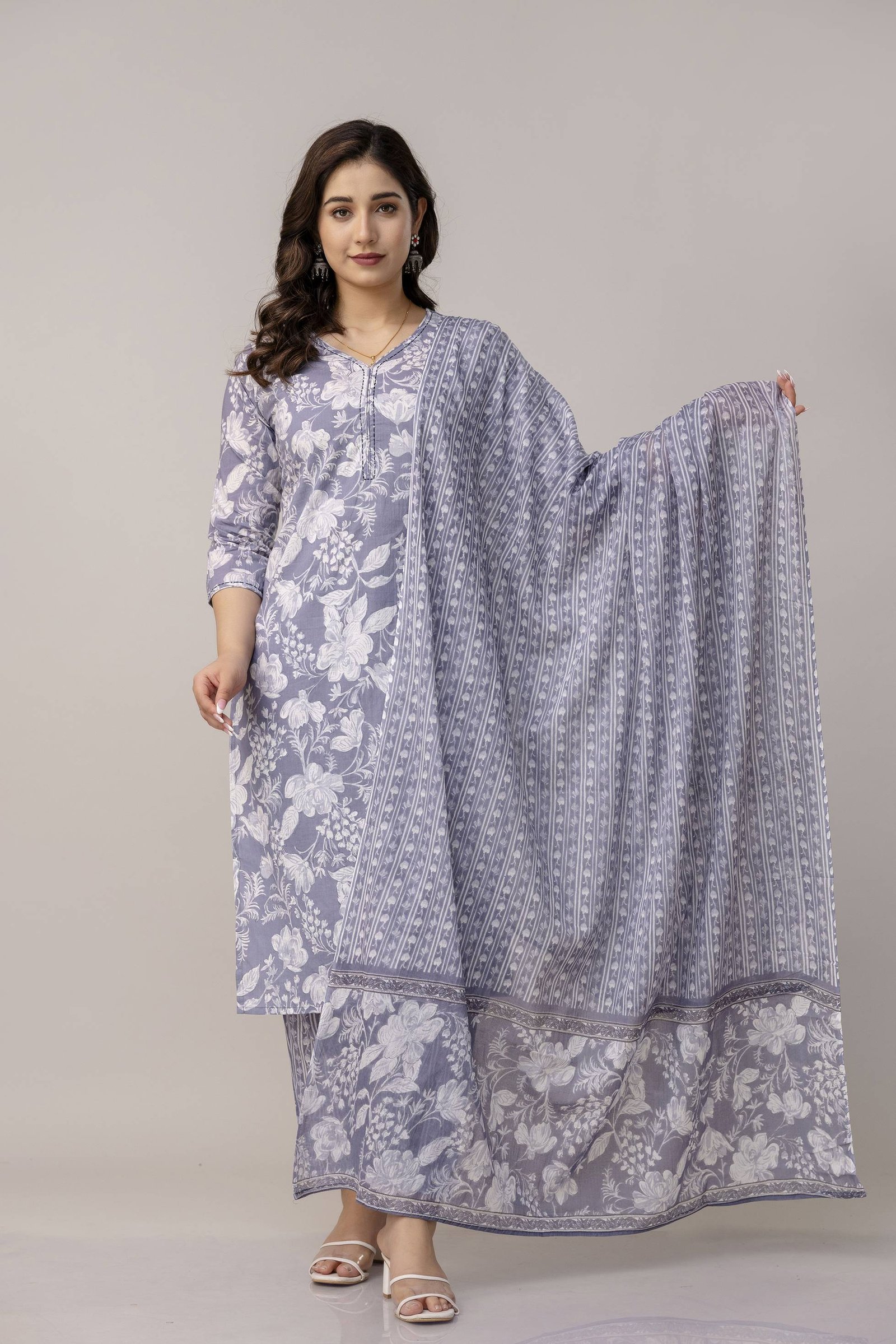 Grey white pipe dori 3 pcs suit set