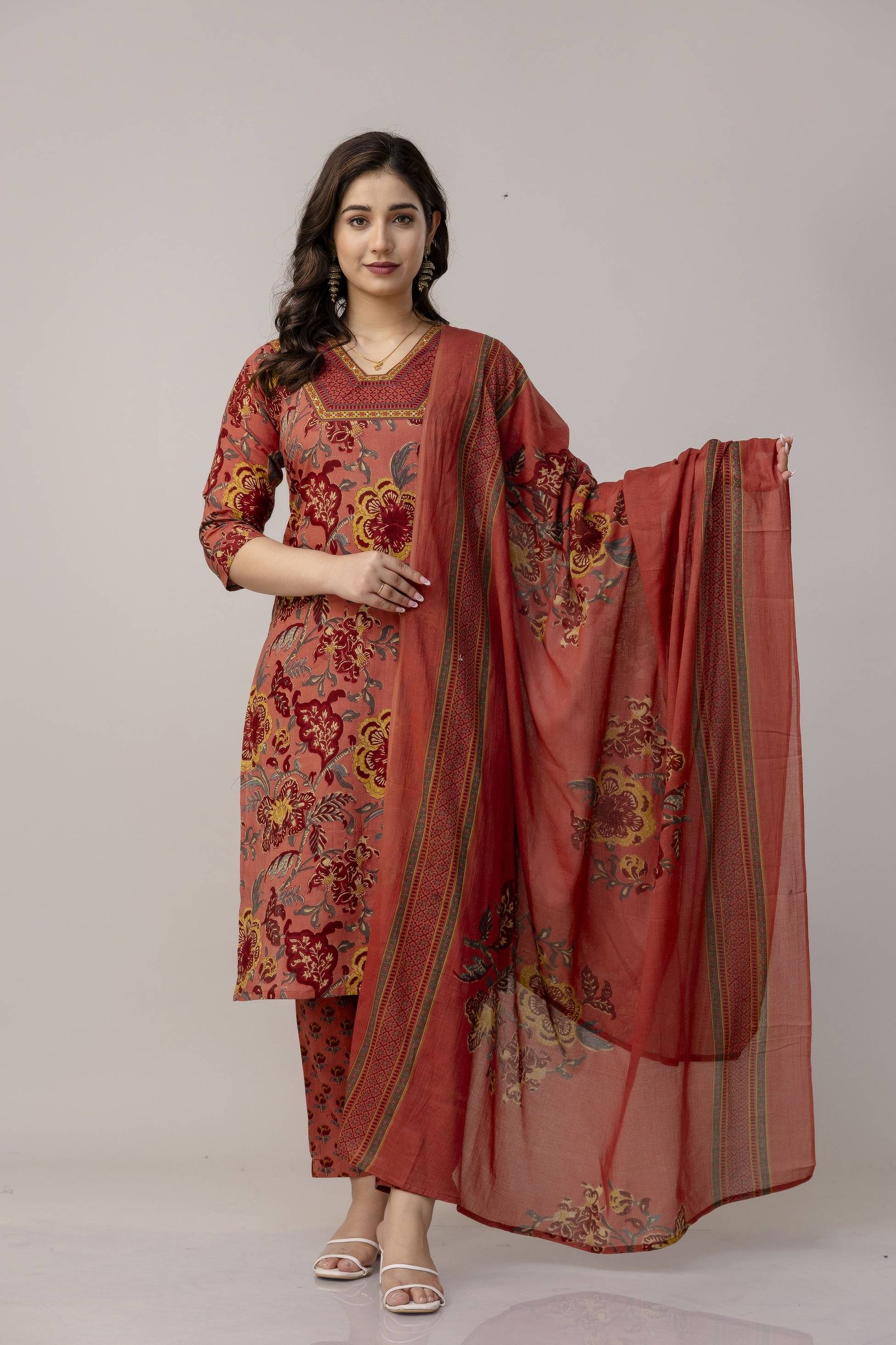 Rust colour bada border neck 3 pcs suit set
